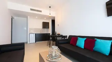 Tetyk Hotel & Suites
