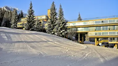TH 1400 Hotel