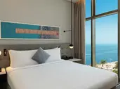 Th8 Palm Dubai Beach Resort Vignette Collection