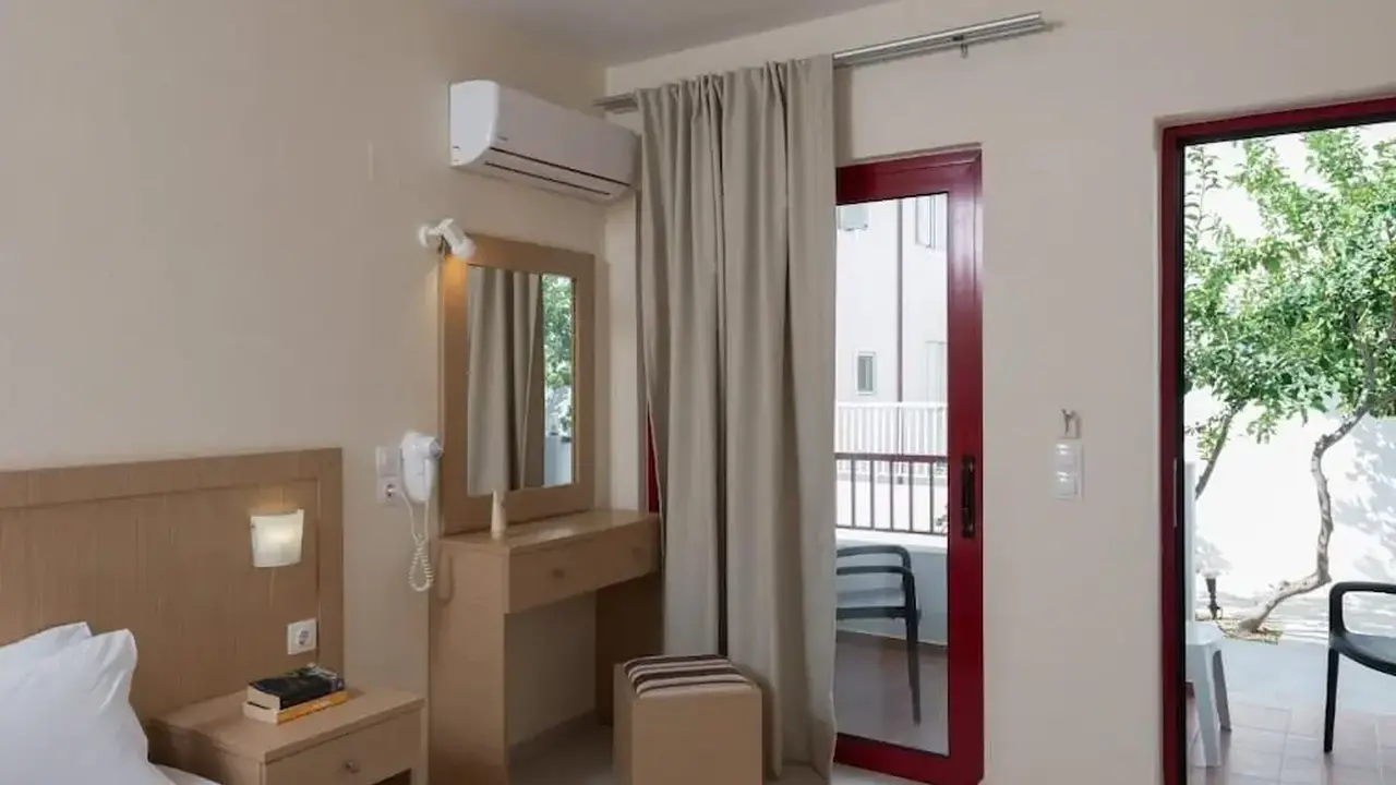 Thalassi Hotel