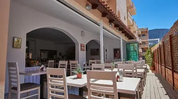 Thalia Deco City & Beach Hotel