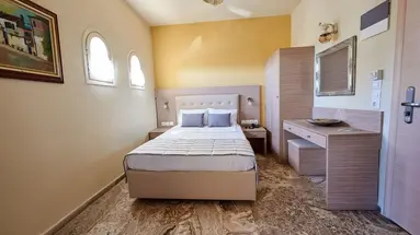 Thalia Deco Hotel