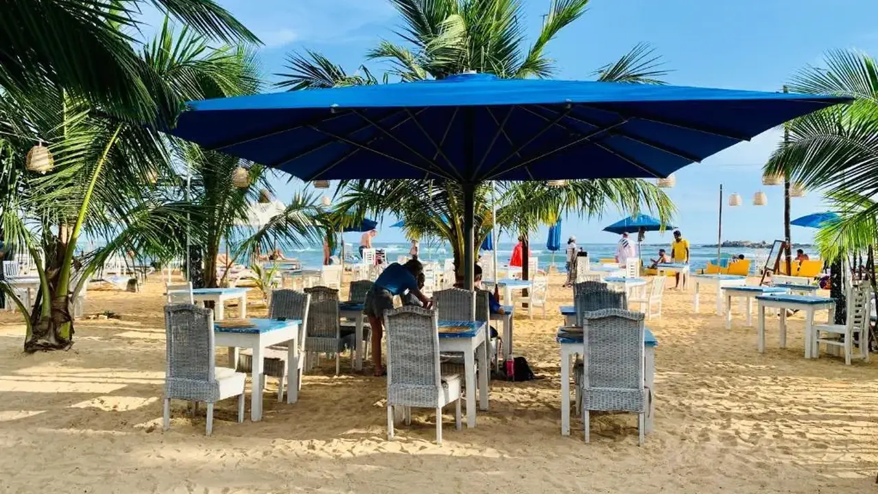 Thaprobhan Beach House