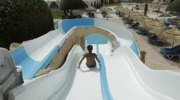 THAPSUS BEACH RESORT