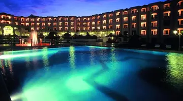 THAPSUS BEACH RESORT