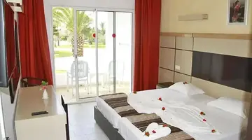 Thapsus Beach Resort