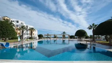 THAPSUS BEACH RESORT