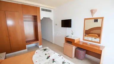 THAPSUS BEACH RESORT