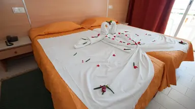 THAPSUS BEACH RESORT