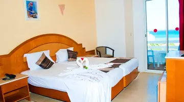 THAPSUS BEACH RESORT