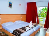 THAPSUS BEACH RESORT