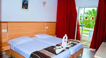 THAPSUS BEACH RESORT