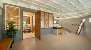 Thavorn Beach Village Resort & Spa