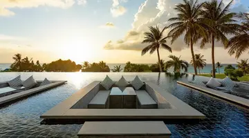 Thavorn Palm Beach Resort