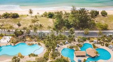 Thavorn Palm Beach Resort