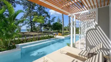 Thavorn Palm Beach Resort