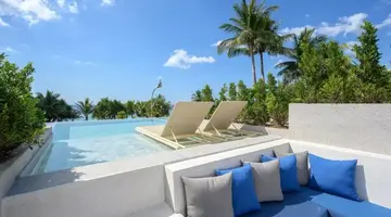 Thavorn Palm Beach Resort