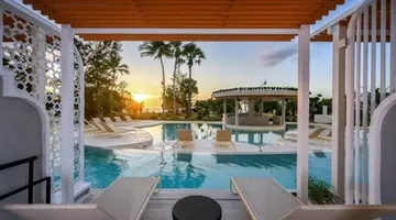 Thavorn Palm Beach Resort