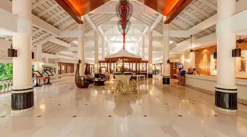 Thavorn Palm Beach Resort