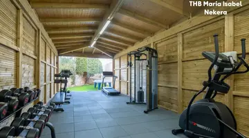 THB MARÍA ISABEL