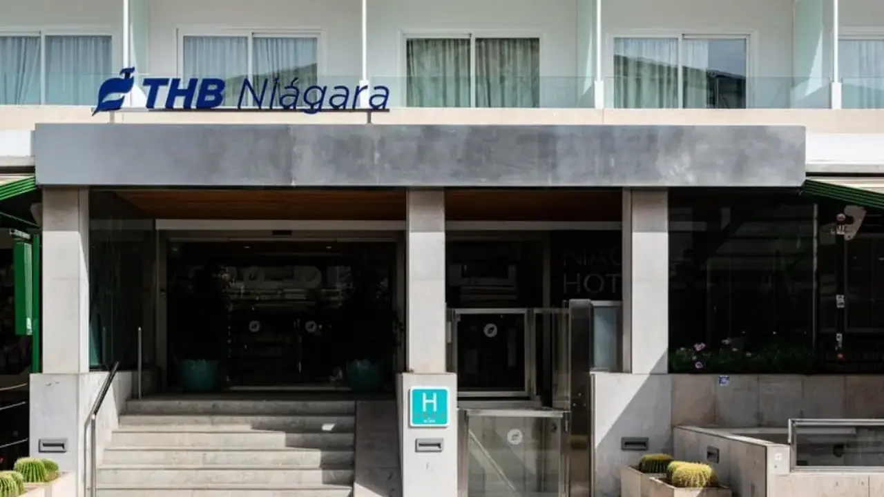 THB NIAGARA HOTEL (ADULTS ONLY 18+)