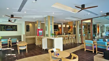 THE ASHLEE PLAZA PATONG HOTEL & SPA