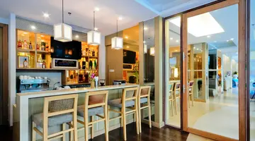 THE ASHLEE PLAZA PATONG HOTEL & SPA