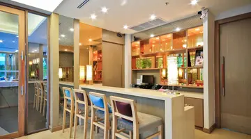 THE ASHLEE PLAZA PATONG HOTEL & SPA