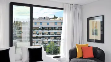 The Athenaeum Luxury Experience