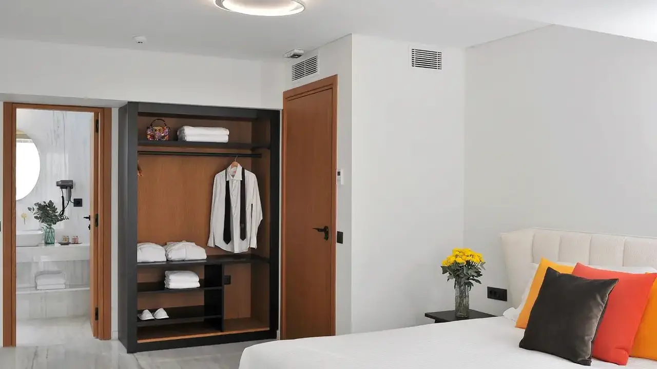 The Athenaeum Luxury Experience