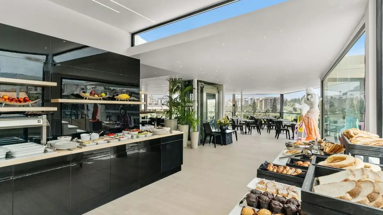 The Athenaeum Luxury Experience