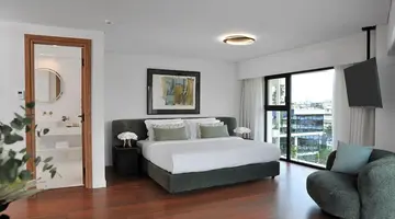 The Athenaeum Luxury Experience