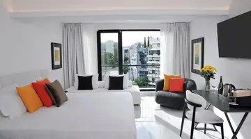 The Athenaeum Luxury Experience