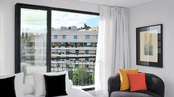 The Athenaeum Luxury Experience