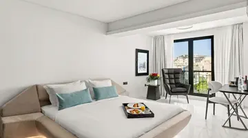 The Athenaeum Luxury Experience