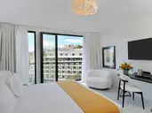 The Athenaeum Luxury Hotel