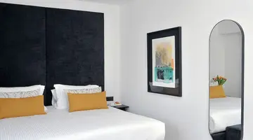 The Athenaeum Luxury Hotel