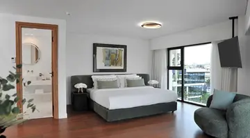 The Athenaeum Luxury Hotel