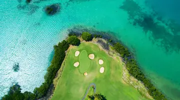 The Bay Club at Anahita