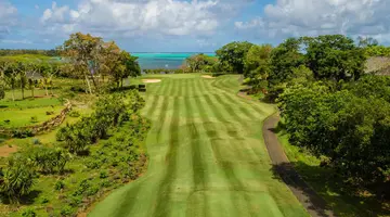 The Bay Club at Anahita
