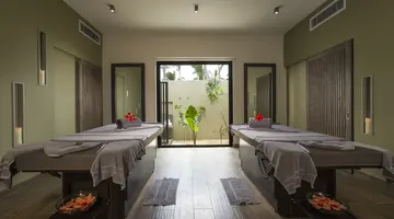 THE BAY CLUB AT ANAHITA