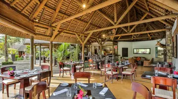 THE BAY CLUB AT ANAHITA