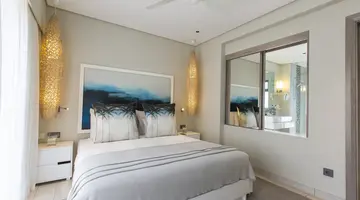 THE BAY CLUB AT ANAHITA