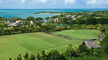 The Bay Club at Anahita