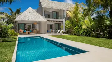THE BAY CLUB AT ANAHITA