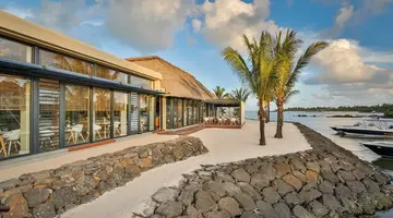 The Bay Club at Anahita