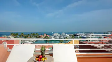 THE BAY HOTEL
