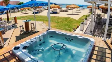 THE BAY HOTEL