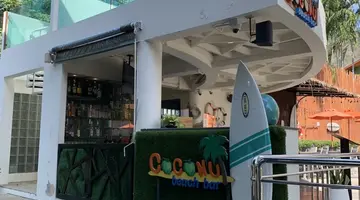THE BEACH BOUTIQUE