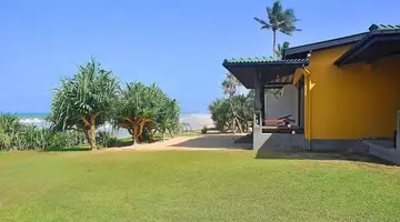 THE BEACH CABANAS RETREAT & SPA